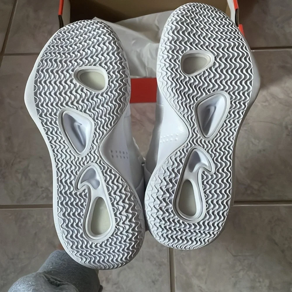 NIB NIKE HYPERDUNK LOW TB - Picture 6 of 8